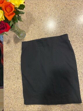 Old Navy Black Skirt Medium